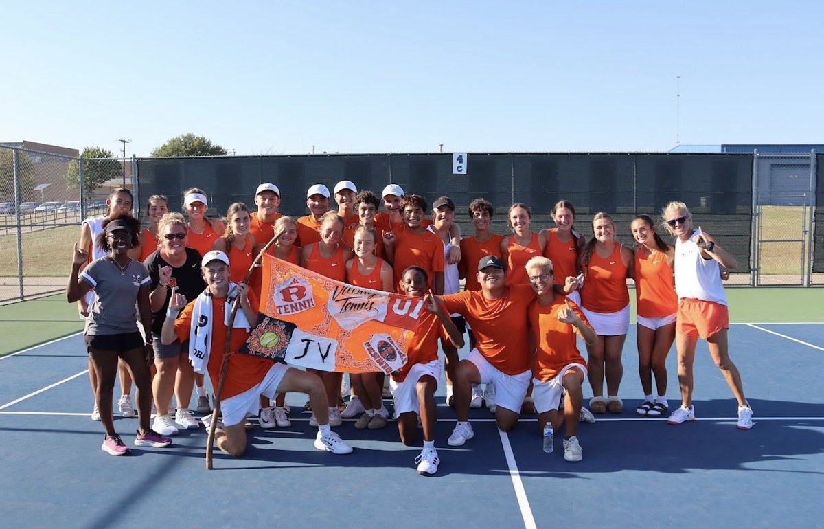 Laney Bailey tweet media