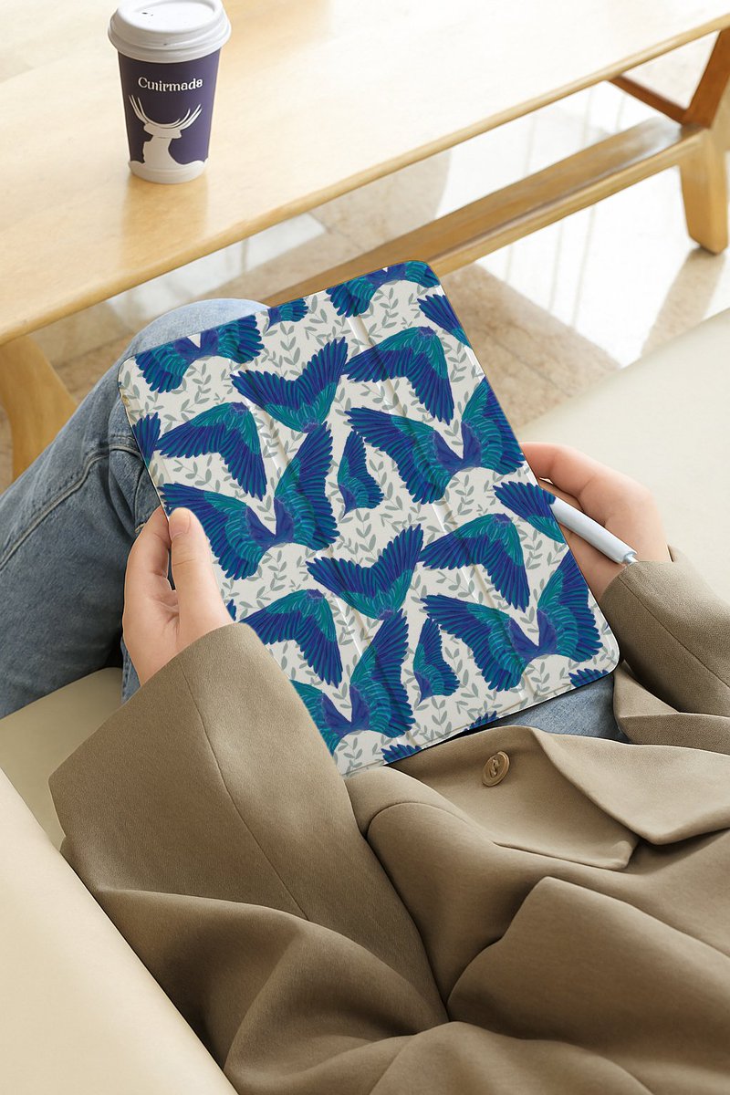 haseenprint's tweet image. Exploring freedom and movement through my new wings-inspired print design 🕊️
Print Design by @haseenprint
#textileprint #fabricdesign
#surfacepatterndesign
