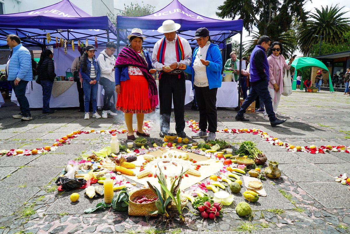 udecuenca's tweet photo. #EventosUCuenca | Desarrollamos el XV Encuentro para el Intercambio de Semillas Campesinas, Saberes, Sabores y Alimentos, un espacio que fortalece la soberanía alimentaria y celebra el conocimiento ancestral de nuestras comunidades. https://t.co/7JyKZfz7i5