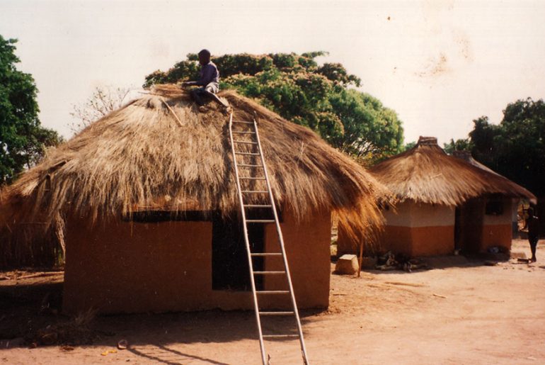 4AAAAart's tweet image. Traditional Houses found in Zambia, Southern Africa and other African nations.

Zambia 🇿🇲