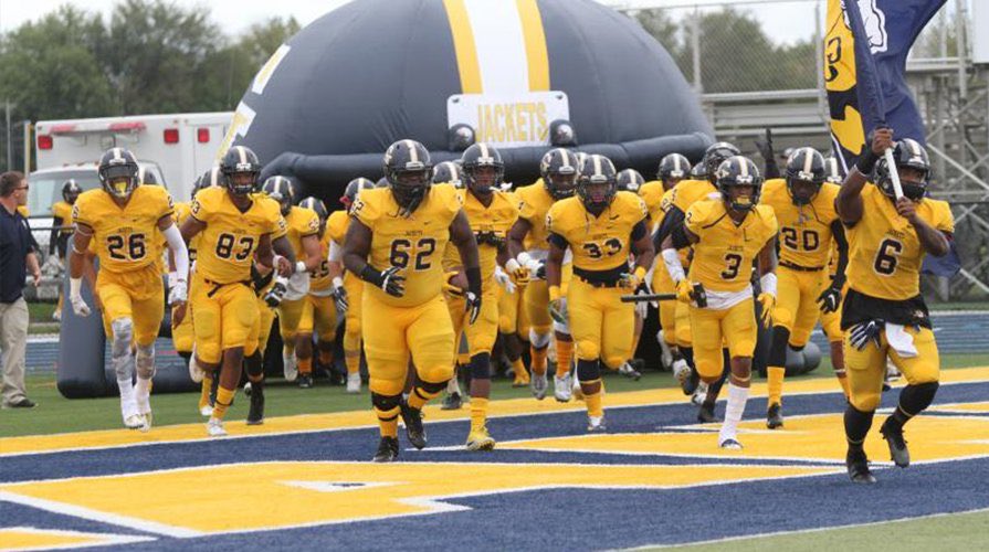 Extremely blessed to announce I’ve received my first offer from <a href="/GracelandFB/">Graceland Football</a> <a href="/coachhicks16/">Tim Hicks</a> <a href="/Gatornation3232/">Aaron Conklin</a> <a href="/CoachStaback/">Coach Phil Staback</a> <a href="/cobrafball2017/">Hudson Football</a> <a href="/GUjackets/">Graceland Athletics</a> #gojackets <a href="/BirgeAndrew/">Coach Andrew Birge</a>