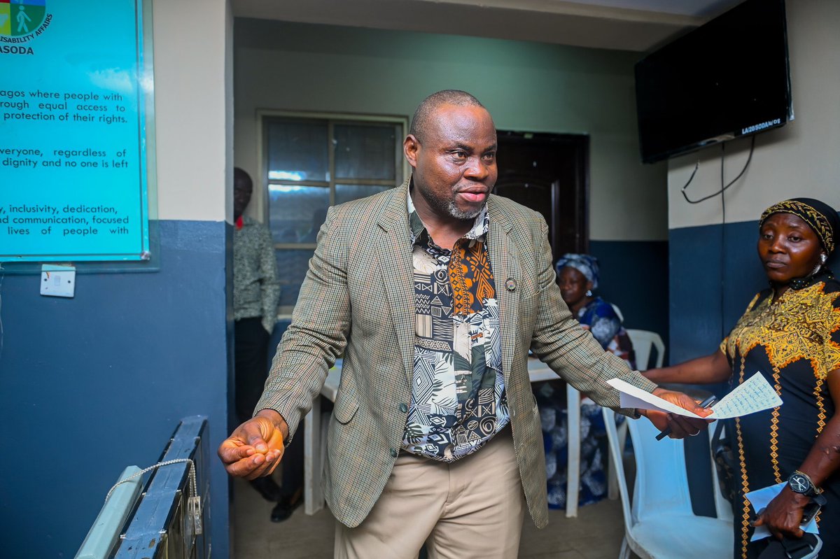 followlasg's tweet photo. LASODA EMPOWERS PEOPLE WITH DISABILITIES THROUGH CASH SUPPORT INITIATIVE

https://t.co/69nVaegH0M

@jidesanwoolu @drobafemihamzat @officiallasoda @denikeoyetunde @gbenga_omo @gboyegaakosile @LanreBajulaiye @BarrBimbola @Mr_JAGs @Riddwane
#AGreaterLagosRising 
#LASG https://t.co/mUMYjGgKoA
