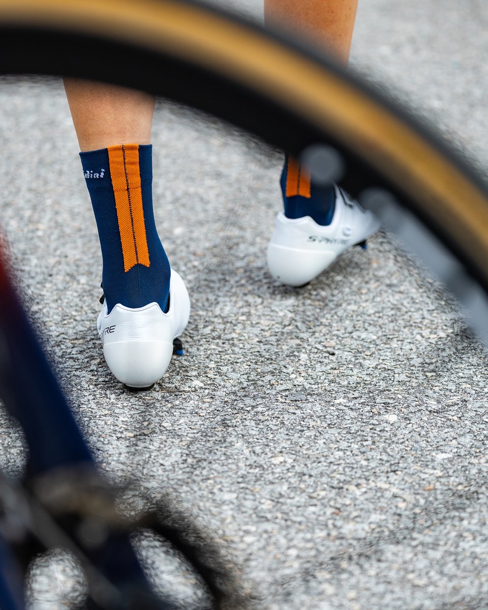 RideShimano's tweet image. Turn your feet into icons with S-PHYRE RC903 💫 shima.no/3iu

#ShimanoRoad