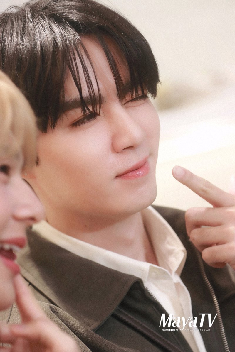 mayaonline2002's tweet image. Snapshot #MAYATVOFFICIAL | ซี พฤกษ์ #ZeePruk - นุนิว ชวรินทร์ #NuNew at "Better Together With LYN - The Perfect Match" #LYNXZeeNuNew
Interview 📽🔗youtu.be/eSD8vu-O4VU?si…
#ซีนุนิว #ZeeNuNew