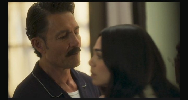 paobel1606's tweet photo. Que bellos son mi #LeonAlba como papás, mi Leonel al pendiente de Alba y Luciano, no puedo con tanto amir
A este hombre lo aforo por completo
#FernandoColunga el rey de las telenovelas presente en #Amanecer
@AmanecerTvOf
@Univision
@Canal_Estrellas https://t.co/QbZ0By64G8