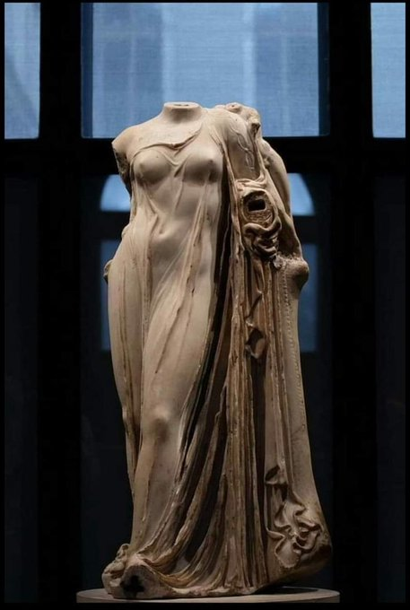 Muse (@xmuse_) on Twitter photo How beautiful and graceful Aphrodite d’Este is—a 1st century BC marvel of classical elegance. How beautiful and graceful Aphrodite d’Este is—a 1st century BC marvel of classical elegance.