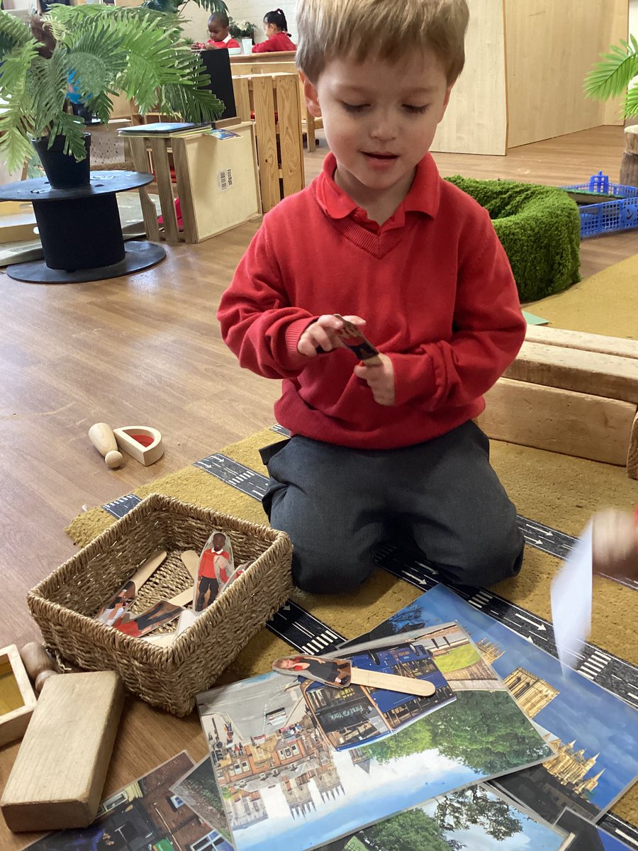 HaxbyRoadEYFS tweet media