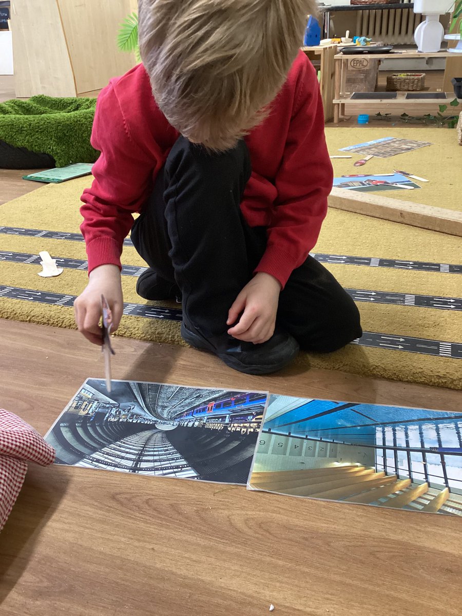 HaxbyRoadEYFS tweet media