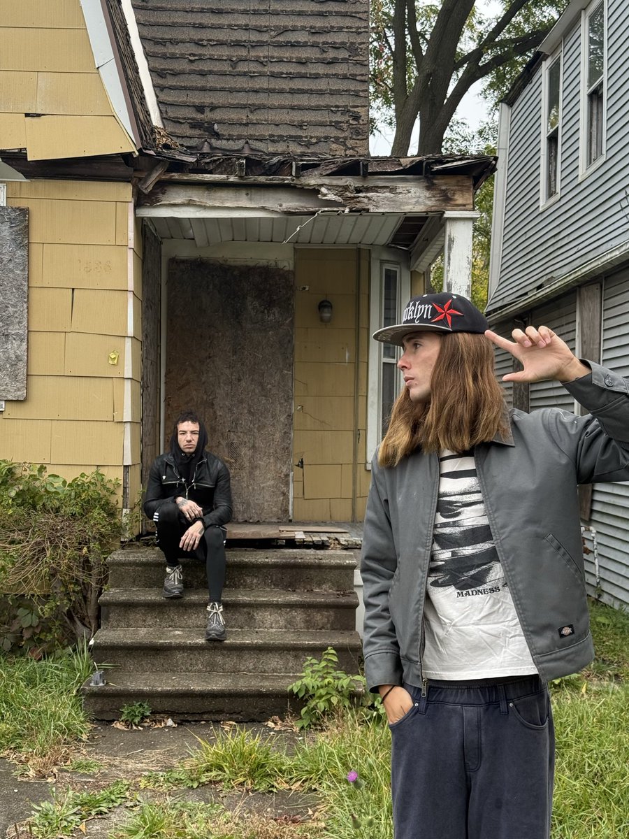 ☆ D££P FAKE ☆ tweet media