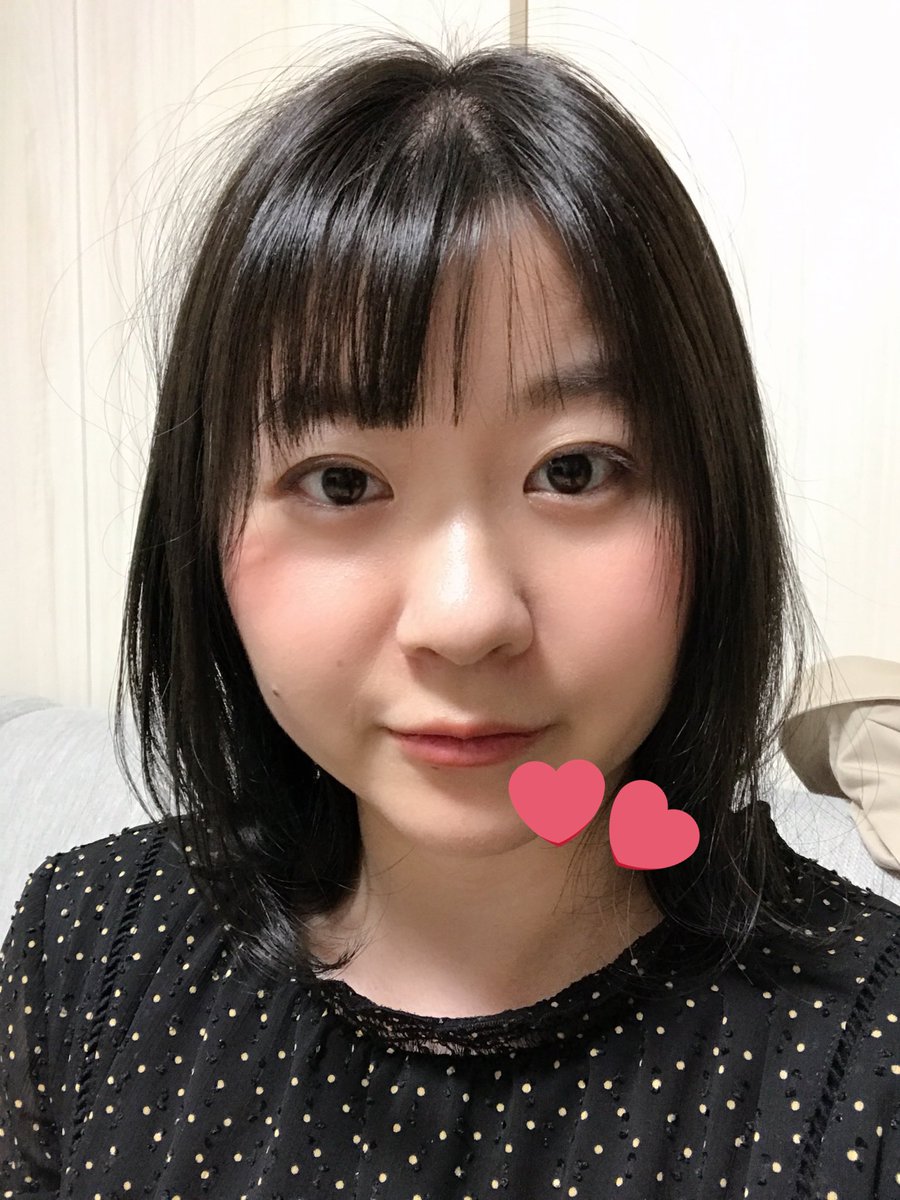 ちょっと恥ずかしいけど閉鎖病棟から帰ってきたてのときのやつ
今よりプラス20キロくらい
目がとろんとしてるんだよねー
#双極性障害

この時と比べたら薬もだいぶ減ったし楽に生きれるようになったなー