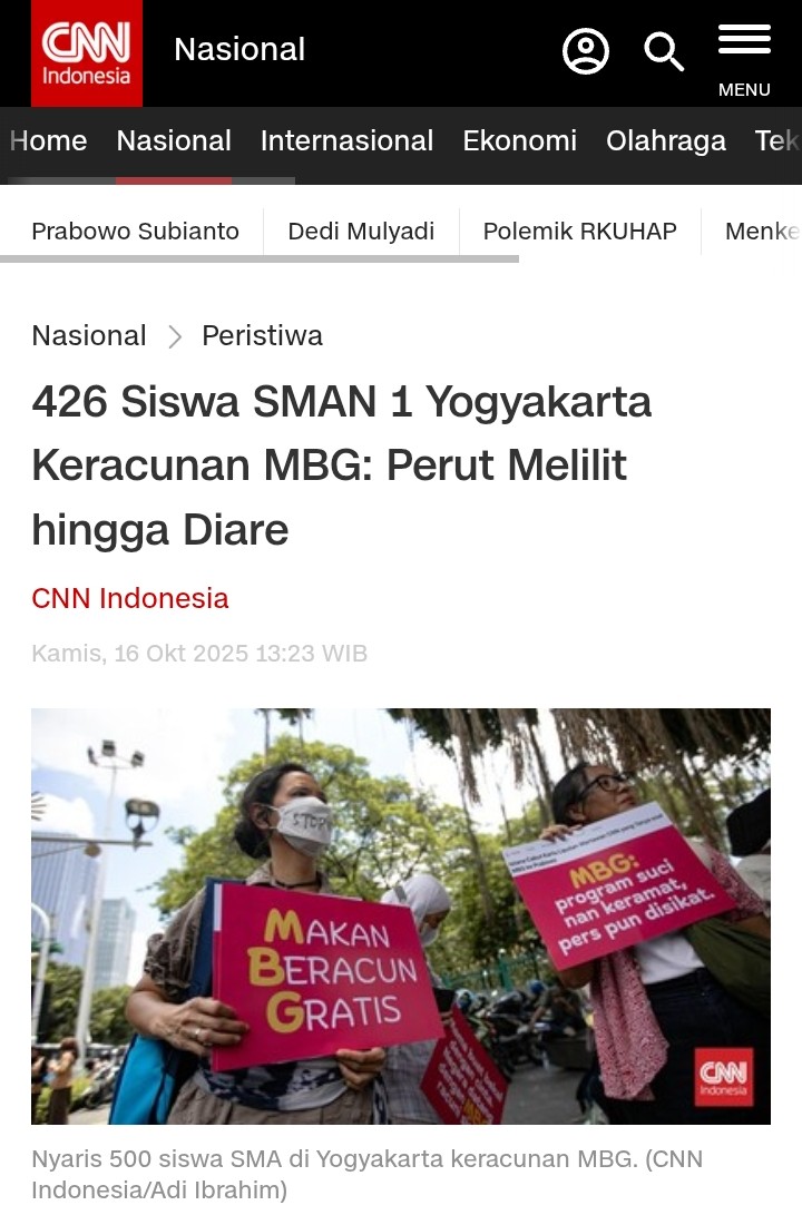 barengwarga's tweet image. LAGI-LAGI RATUSAN SISWA KERACUNAN MBG! 

Dalam beberapa hari ini aja, ada kasus keracunan MBG di berbagai wilayah di Indonesia, mulai dari Yogyakarta, Bandung Barat, Tulungagung, dan Toba.

Mau sampai kapan program MBG ini terus dijalankan dengan mengorbankan adik-adik kita?