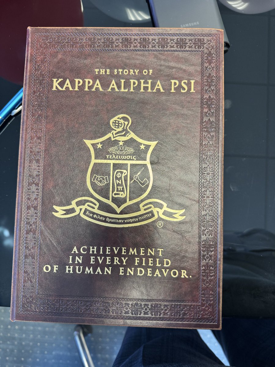 drjbg3's tweet image. The Boss’s Day shenanigans continue!!! A special shout out to Ms. Gardner, Executive Assistant, and the entire 7th floor crew for being so thoughtful! I am so appreciate of the love that we have on our team!!! #SPSCreatesAchievers #WhereExcellenceIsREALized ♦️👌🏽
