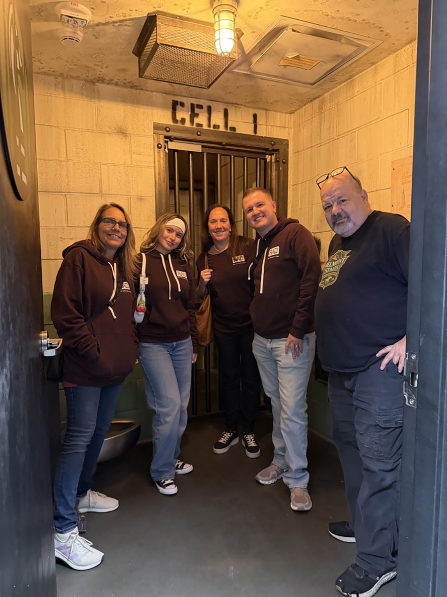 RADdatacomms's tweet image. Fantastic team-building experience with the RAD North American Operations Team! We shared a delicious meal together then somehow just managed to pull off a nail-biting prison escape!