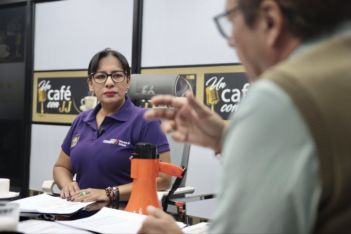 No vamos a permitir que se afecte la economía de las familias ecuatorianas.
Todas las Intendencias realizan operativos en mercados y distribuidoras de gas para frenar cualquier intento de especulación de precios.
<a href="/DanielNoboaOk/">Daniel Noboa Azin</a> 
<a href="/MinGobiernoEc/">Ministerio de Gobierno Ecuador</a>