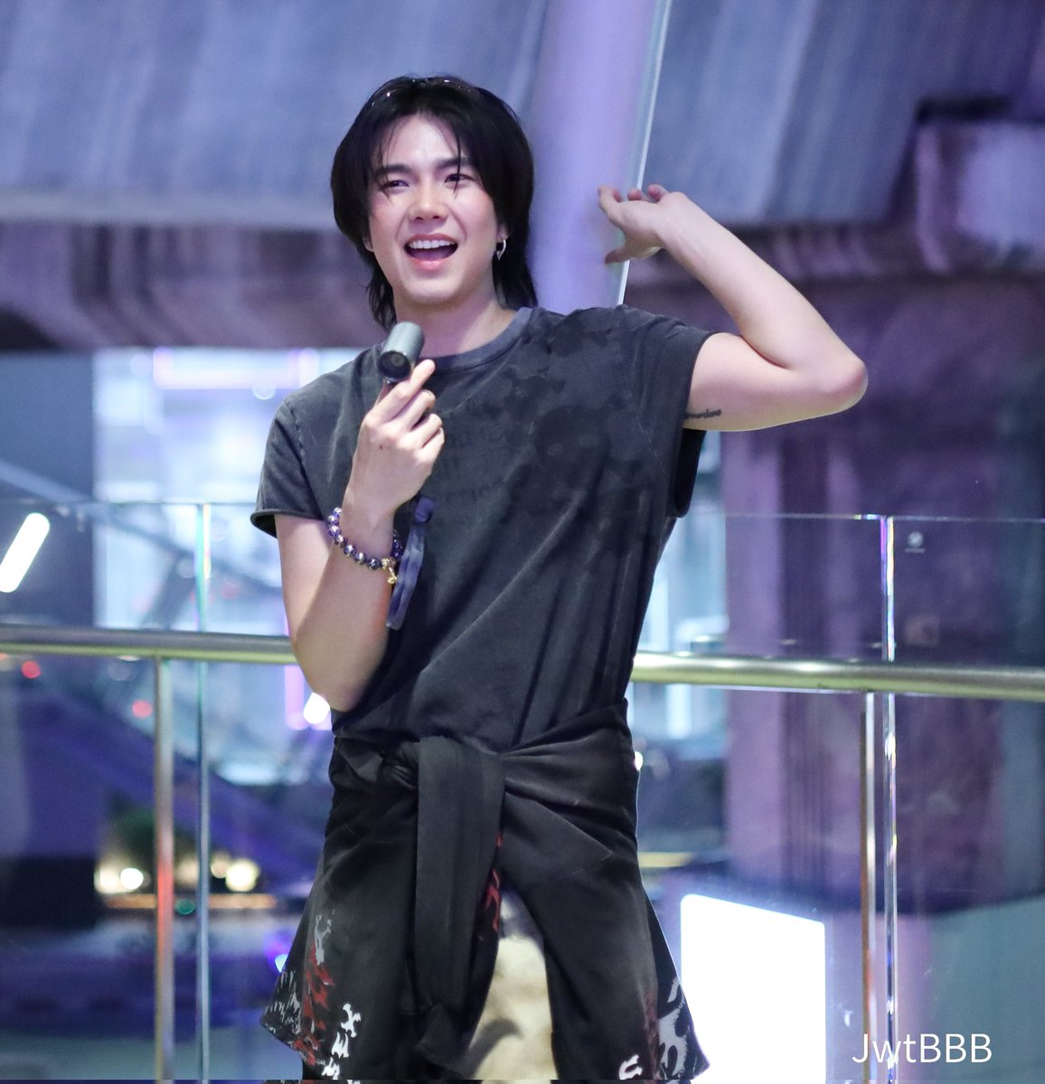 JwtBBB's tweet image. ตกลงบิวทานอะไรค่ำนี้ หายหิวข้าวละยัง
BUILD AT SIAM PARAGON
#SiamParagonBIFW2025xBuild
#BuildJakapan
@JakeB4rever
#Beyourluve