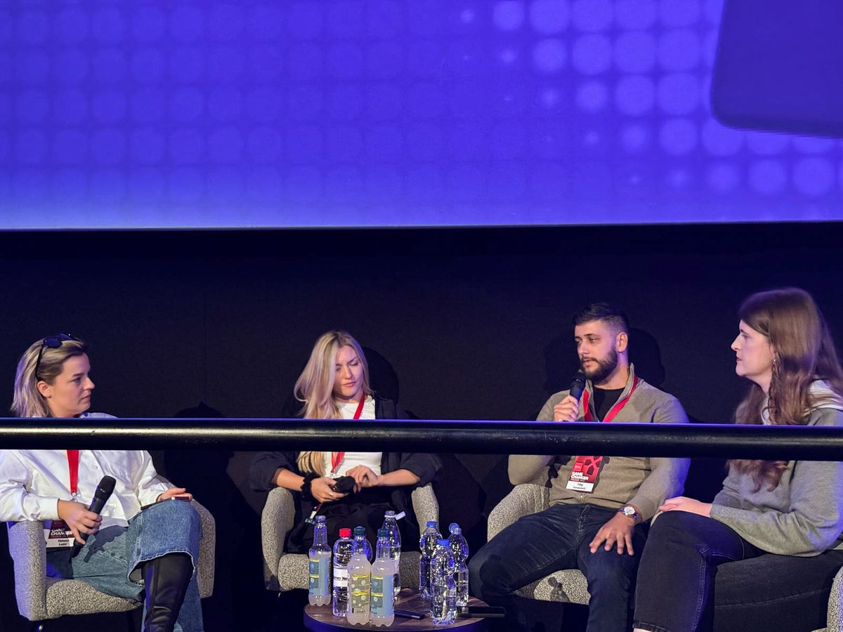 filipceres's tweet image. Today we covered a really interesting topic - “Who are we even marketing to in Web3?” 🤔

I shared my insights from the @4ptOLabs and B2B perspective, and how that approach differs from what we did with our in-house projects targeting B2C.

It was a great session, the discussion…