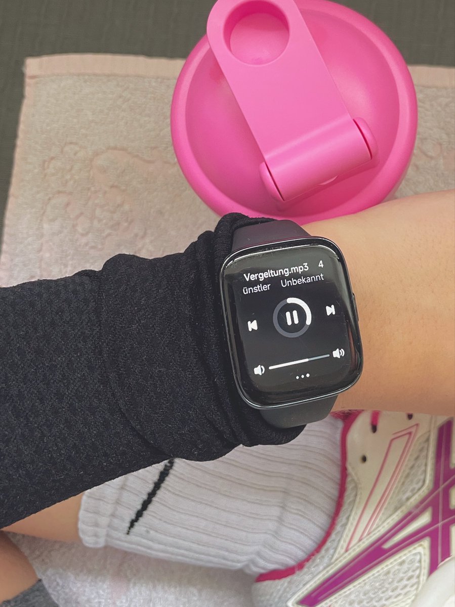 Ich lausche jetzt beim Sport diesem ✨Unbekannten Künstler✨