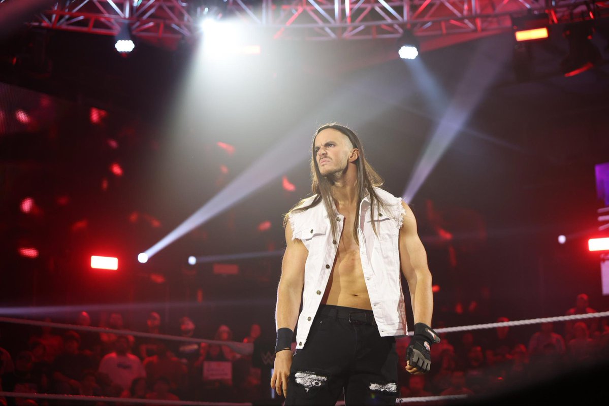 BryceDShook's tweet image. Finale.
I will no longer be with WWE ID or Evolve
Thanks for the good time everyone
Learned a lot especially from @TheRealXPac who’s the best coach anyone could ask for
I’ll let you know what’s happening next when I decide or maybe I won’t idk yet ✌️