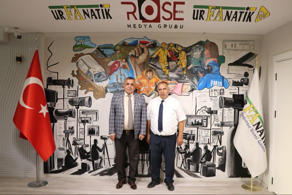 “Urfa Fanatik Medya TV Yönetim Kurulu Başkanı Sayın Tahir Gülebak’ı ziyaret ederek, çalışmalarında başarılar ve kolaylıklar diledik.”

<a href="/TahirGlebak/">Tahir Gülebak</a>