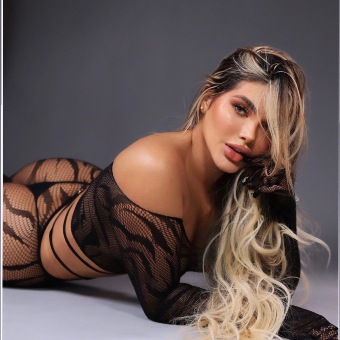 Hola mis amores
Su #Culombiana preferida ya está de vuelta en #Juárez

Mañana estaré super disponible en #Chihuahua para consentirlos a todos

Mi whatsapp está en la descripción de mi perfil