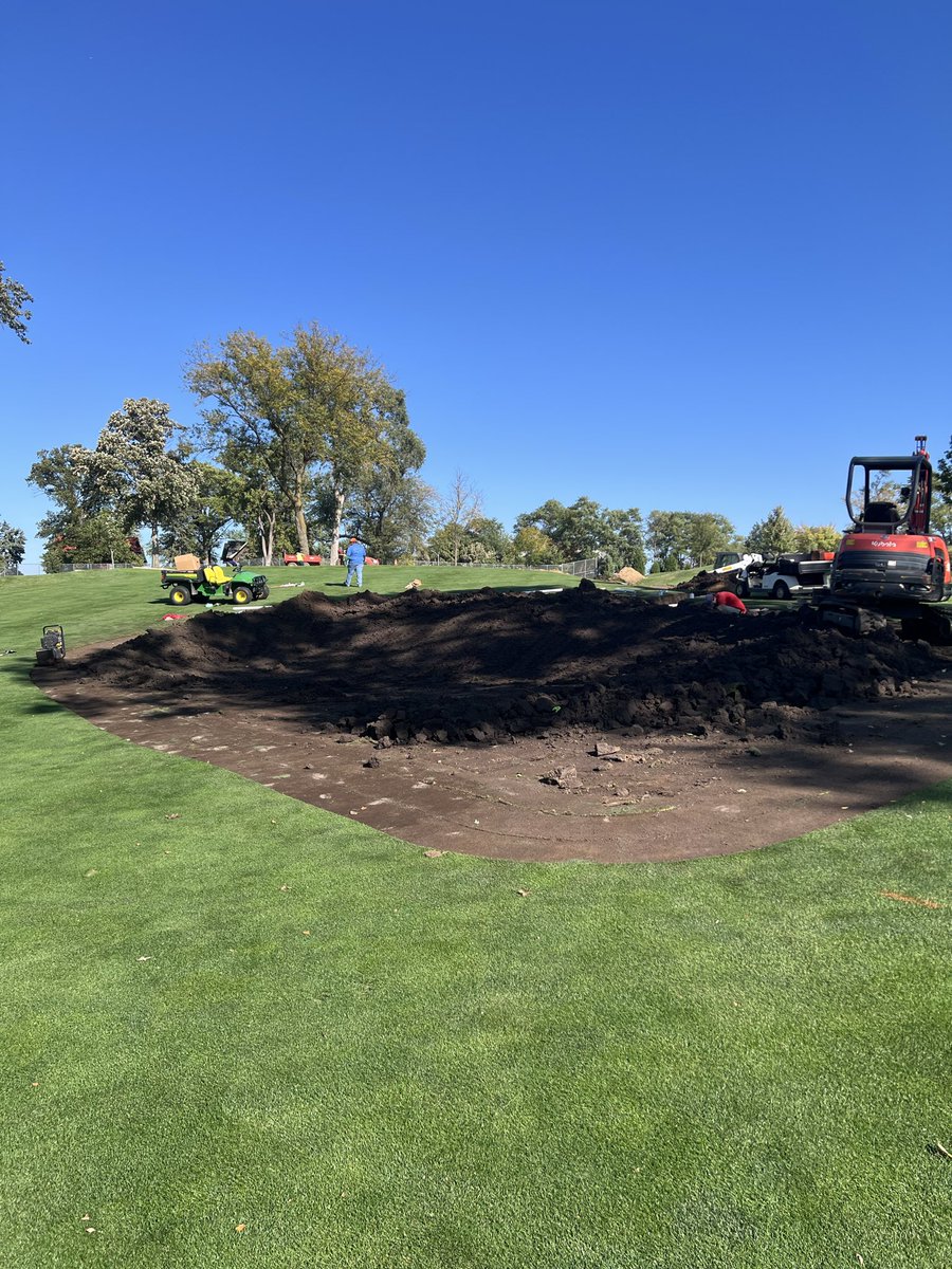 From the meeting of the minds to meeting blakely to hitting irrigation on the first bunker and now starting to see the shape of the new fairway bunker on #10.  Things are moving along.  All in a days work.