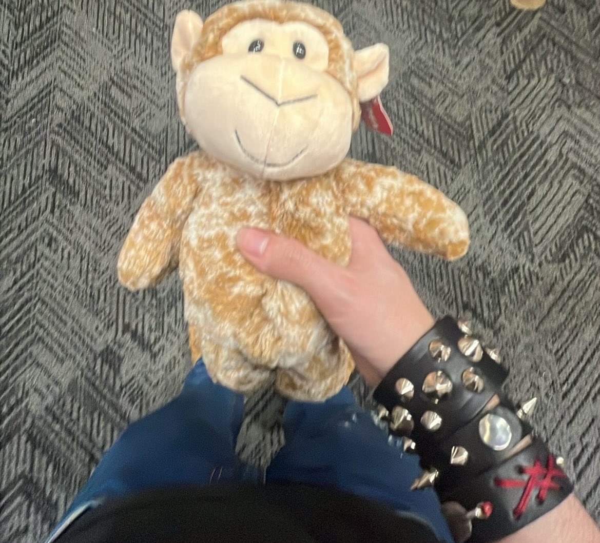 sixasscat's tweet image. this day fucking sucked despite the loving aura surrounding it #ItsCoolThough