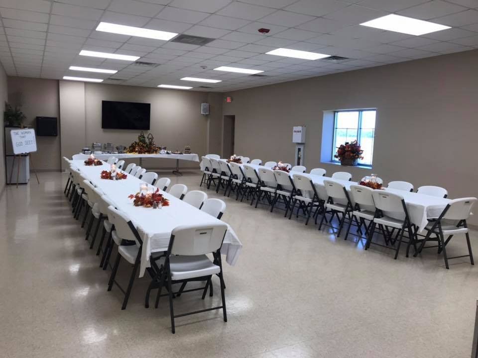 CelyConstruct's tweet photo. A little throwback to a project we wrapped up ten years ago this week! It was so fun going back to take pictures for a client wanting a similar church and seeing our forever friends at Open Door Community Church in Belton, SC. https://t.co/LDI3JeW0rU