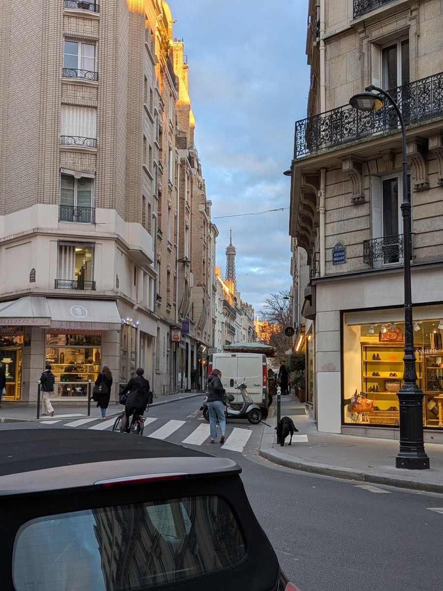 makingthematrix's tweet image. I'm in Paris. It's a lovely evening and the last rays of sunlight touch the roofs. Meanwhile it's already dark in Warsaw.
But let's not complain. In Warsaw there will be light at 6:30am tomorrow when nobody needs it.
#ScalaIO