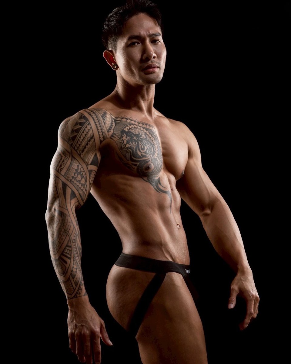 Looking fwd to Real in the new issue of Awesome Men.