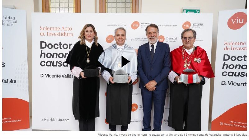 Lo del Grupo Planeta es espectacular. José Creuheras, presidente de Planeta y Atresmedia entrega honoris causas de sus universidades como el de Vicente Vallés apadrinado por Marhuenda y premios Planeta a los trabajadores de Antena3 como churros. Este año Juan del Val.