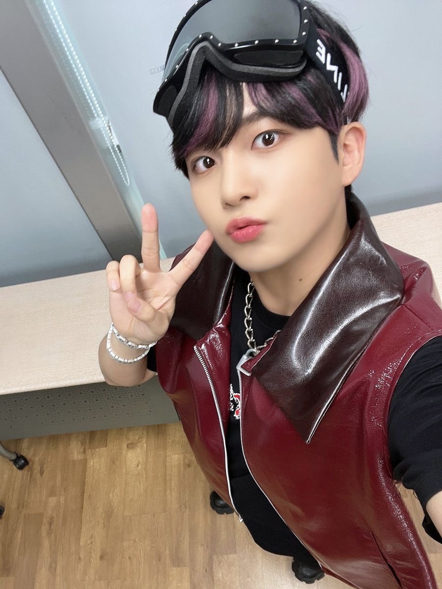 jonghoping's tweet image. …….