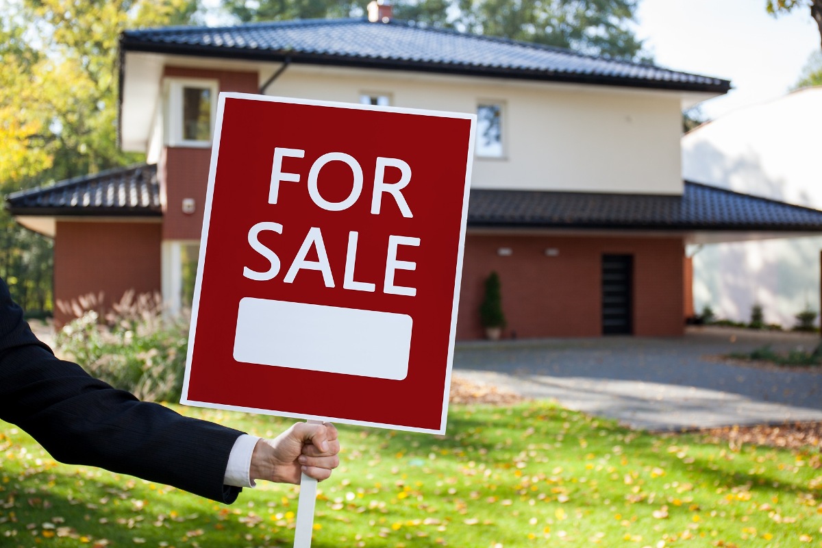 T0agent's tweet photo. Congratulations! You’ve received an offer on your property. But how do you know if it’s the best possible offer for you? https://t.co/1UUgT6OQUq https://t.co/OnwsL1mBfa