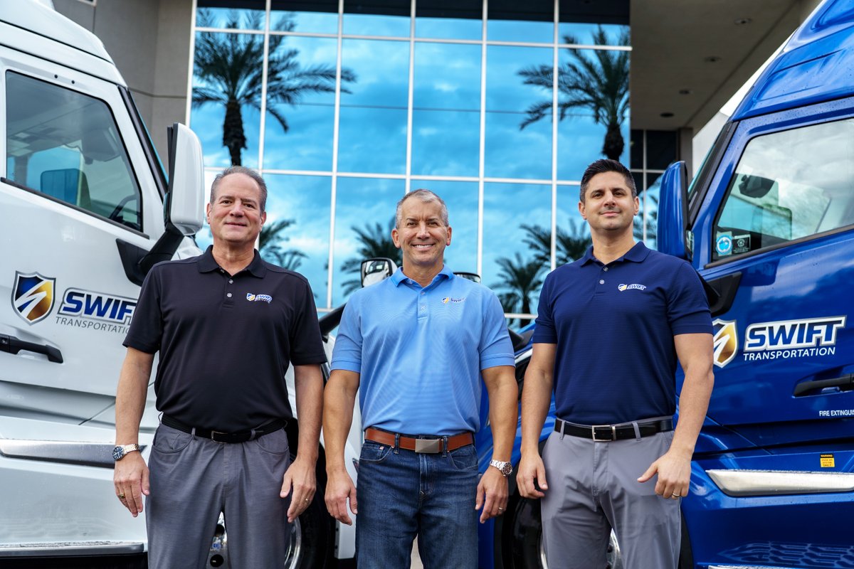 SwiftTransport's tweet image. Happy Boss’s Day to all of our incredible leaders at Swift!
Today, we would like to give a special thanks to Adam Miller, CEO of Knight-Swift; Jim Fitzsimmons, Chief Operating Officer of Swift; and Mark Deere, Executive Vice President of Dedicated Services.