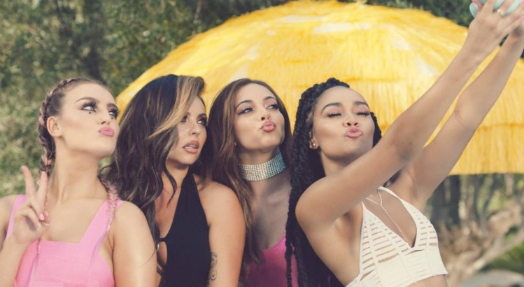 sboficial's tweet photo. Há 9 anos, Little Mix lançava o hit Shout Out to My Ex.

A faixa estreou no topo do UK Singles Chart, garantiu a primeira vitória do grupo no BRIT Awards e acumula mais de 800 milhões de streams no Spotify.