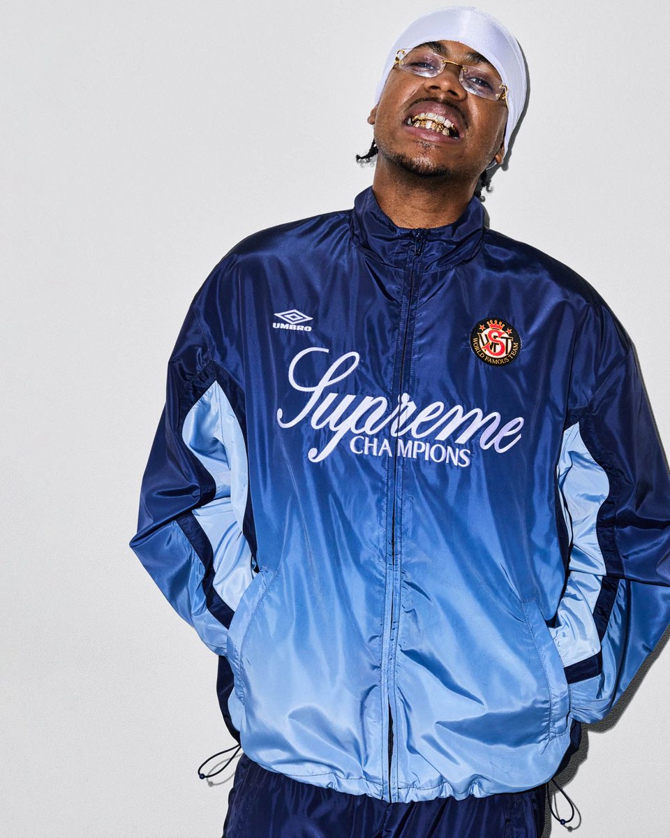supreme jkt M navy Mサイズ Supreme Umbro Gradient Track Jacket