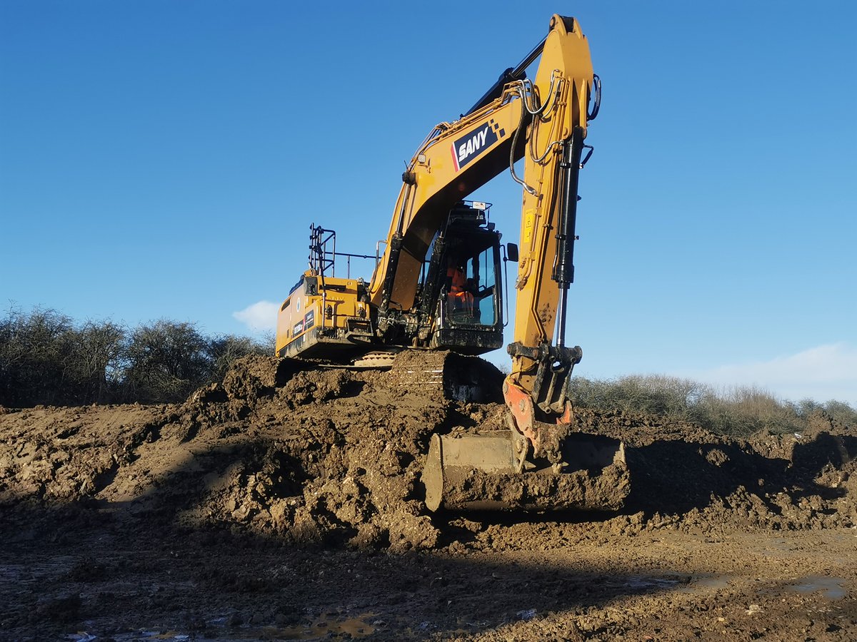 Power, precision, performance — get more done with the SY215C!

#sany #excavators #ConstructionMadeEasy