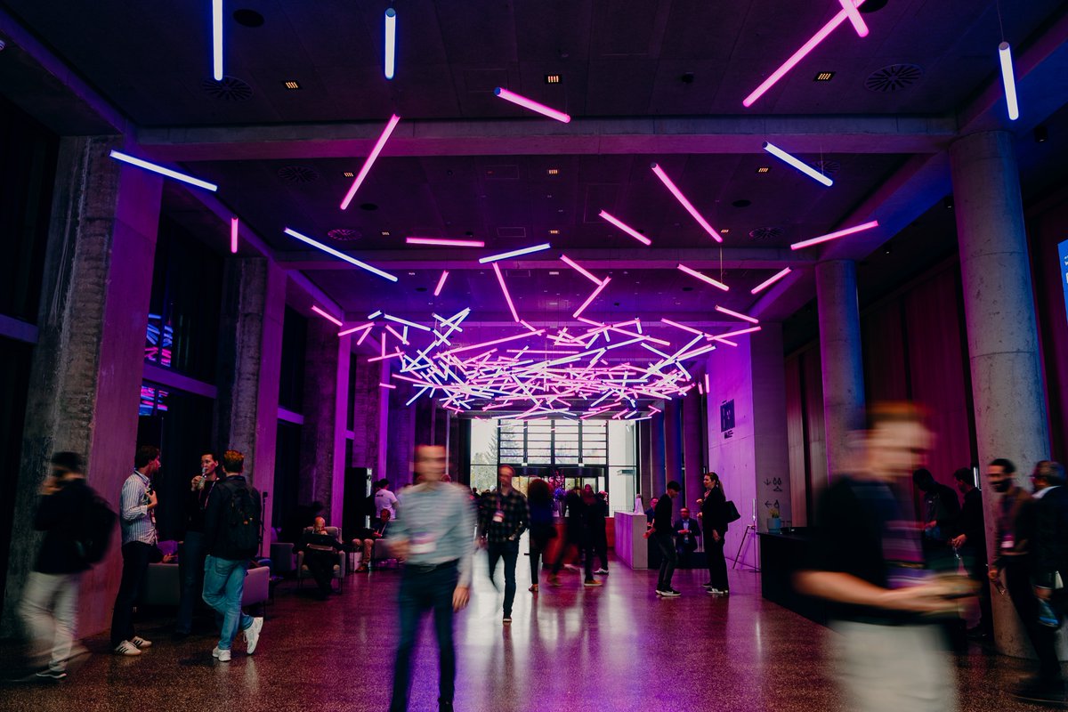 make_hq's tweet image. Waves ‘25 is in the books, and we LOVED it 🌟

→ It was a privilege to welcome 700+ members of the Make community from all over the world for two days of #automation + #AI, magic, bringing together some of the brightest minds we know.

#Waves25