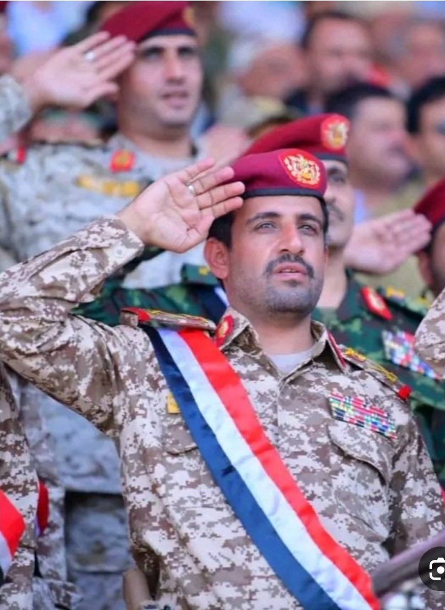 لولا الشهداء وعظمة تضحياتهم ما كنا تنفسنا يوماً ذرة من الحرية ما كنا عرفنا الكرامة و ما كان ليشع نورنا لولا عظمة الشهداء لما تعلم العالم من صمودنا لو لا الشهداء ما كان لليمن المكان العظيم مثلما هي عليه اليوم سلاماً"
عليهم بما ضحوا وقدموا. "