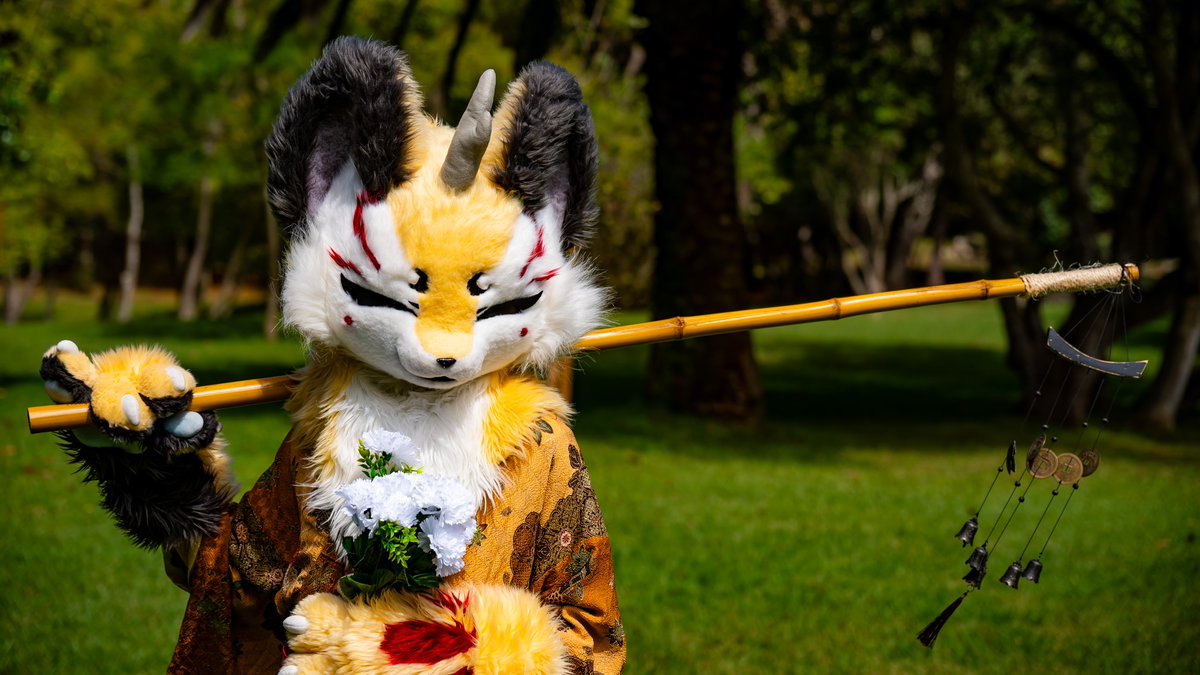 🦊: <a href="/Gabilhondo1/">Gabilhondo</a>  (Kohaku Sun)
🧵: <a href="/qinghe34/">qinghe</a> 
📸: <a href="/Slibiniukas/">Dragoniel</a> 
#furry #fursuit #fursuiter