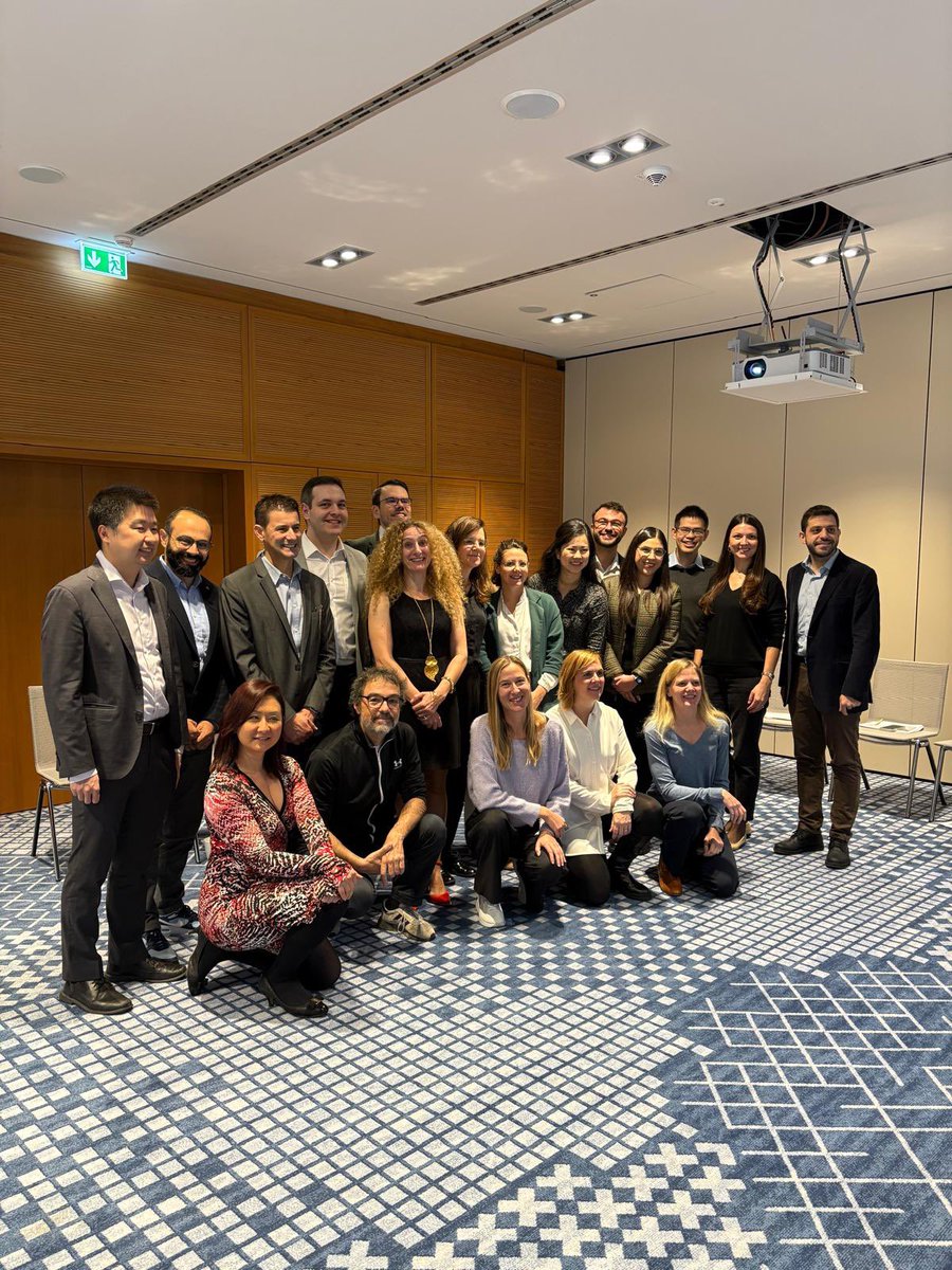 Sharing #myESMOStory after our <a href="/myESMO/">ESMO - Eur. Oncology</a> Leadership Program meeting🚀 
ESMO gave me the opportunity to join this incredible program together with oncologists from different countries in the 🌎, all sharing the same goal of improving cancer care at all levels!
#gratitude
<a href="/OncoAlert/">OncoAlert</a>