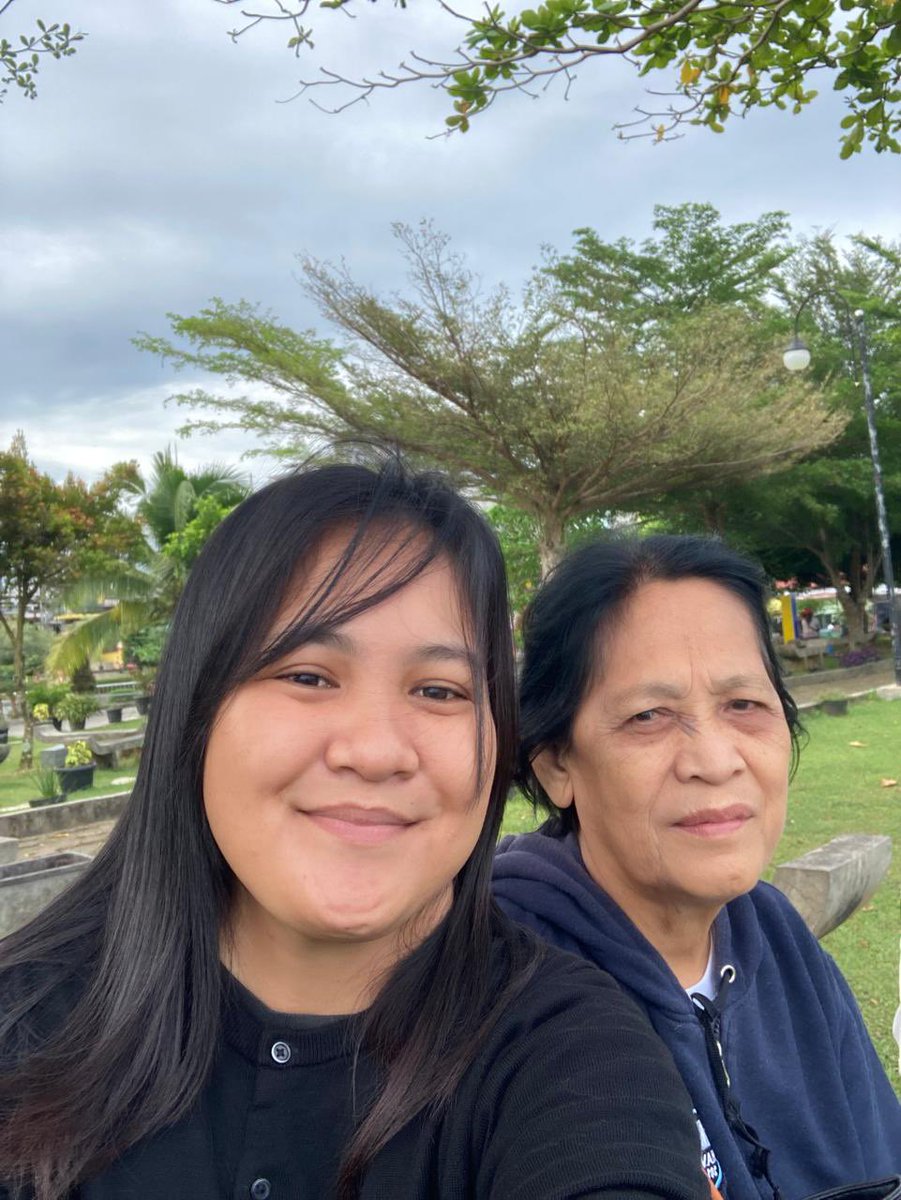 trimartaaa's tweet photo. Momento 2025 😇😇🥰 https://t.co/yh7E5OBy7E