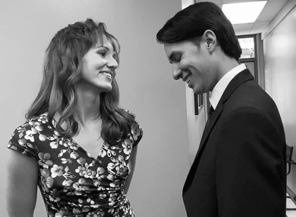 HeartstoRoses's tweet photo. #QueenofHearts #TwinPeaks #FanFilm #AnnieBlackburn #DaleCooper #AgentCooper #WindomEarle #CarolineEarle #BlackLodge #WhiteLodge https://t.co/HUjhug4qq9