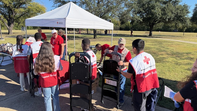 🚨 Sound the Alarm SUCCESS! 🚨
A HUGE shoutout to our Heart of Texas Chapter for making a life-saving impact in Waco this weekend! 🙌🔥
💪 Over 50 amazing volunteers came together to install 76 smoke alarms, making 38 homes safer 🏠❤️