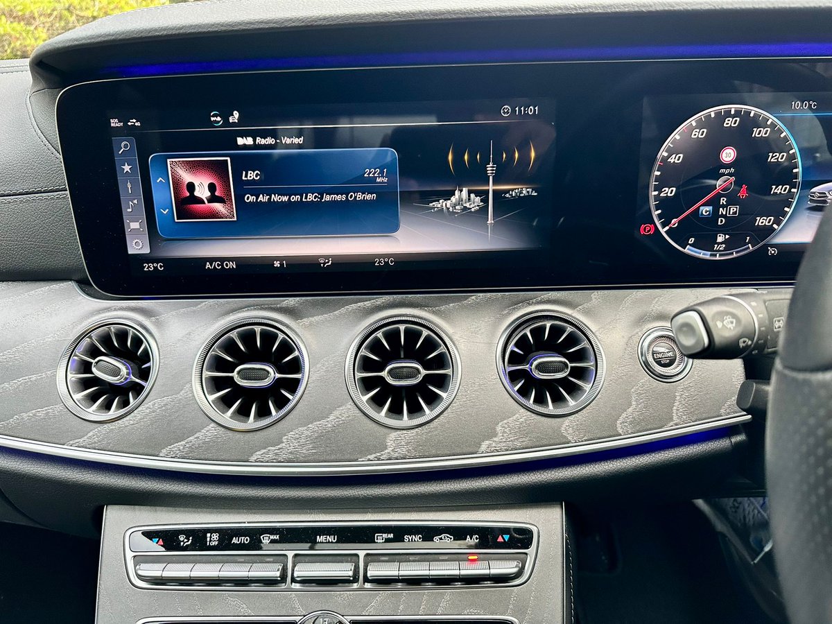 UKRoadrunner1's tweet photo. The Mercedes-Benz CLS450’s black interior exudes sophistication. From its premium leather seats to the ambient lighting that sets the perfect mood for every drive.

📲 WhatsApp/Call: +44 7850 064 725 | +254 111 268 630
📩 Email: sales@ukroadrunner.co.uk
🔗 https://t.co/NMQaiZdTWn https://t.co/vhZrFoTulH