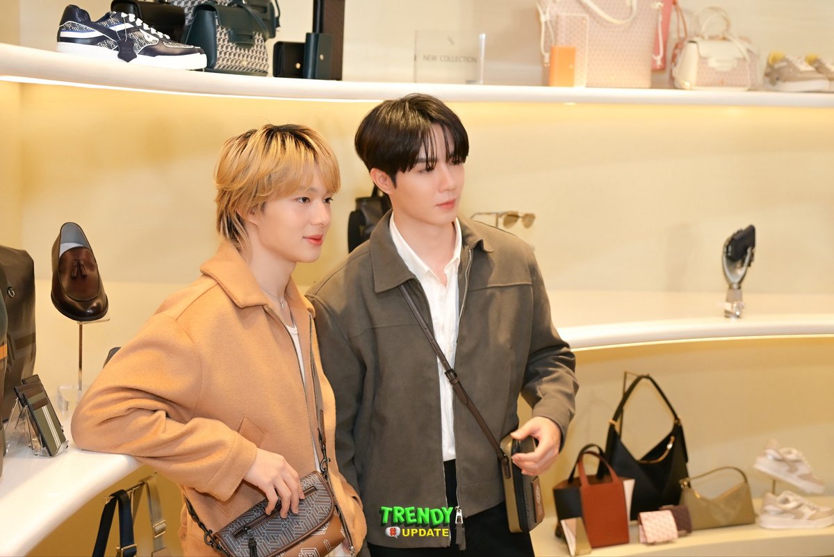 TrendyUpdate_th's tweet image. แค่ยืนด้วยกันก็รู้เลยว่าคู่กันจริง 😍
“ซี พฤกษ์” และ “นุนิว ชวรินทร์” ในงาน Better Together เปิดตัวแคมเปญล่าสุดของ LYN INFINITE MEN อย่าง ’The Perfect Match‘
#LYNaccs
#LYNXZeeNuNew
#ZeePruk #NuNew #ZeeNuNew
#Trendyupdates
