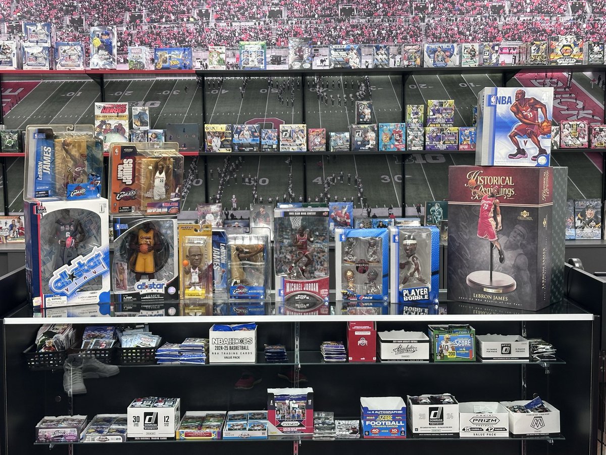 LJsCardShop tweet media