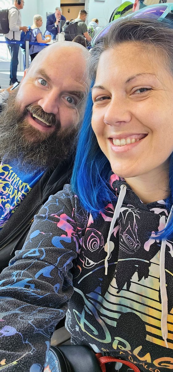 TWITCHCON MODE ACTIVATED