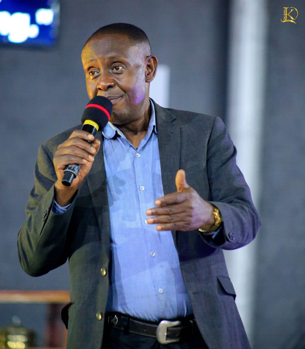 kl_dickson's tweet image. &quot;Prayer and fasting amplify the power of your prayers, adding depth and persistence to your petitions, and unlocking God&apos;s best.&quot; Mth 17:21

Dr.  KL Dickson 

We&apos;re Live
youtube.com/live/ZMR4tfQ4q…

#LIVEStream
#Midweekservice
#CFCFortPortal