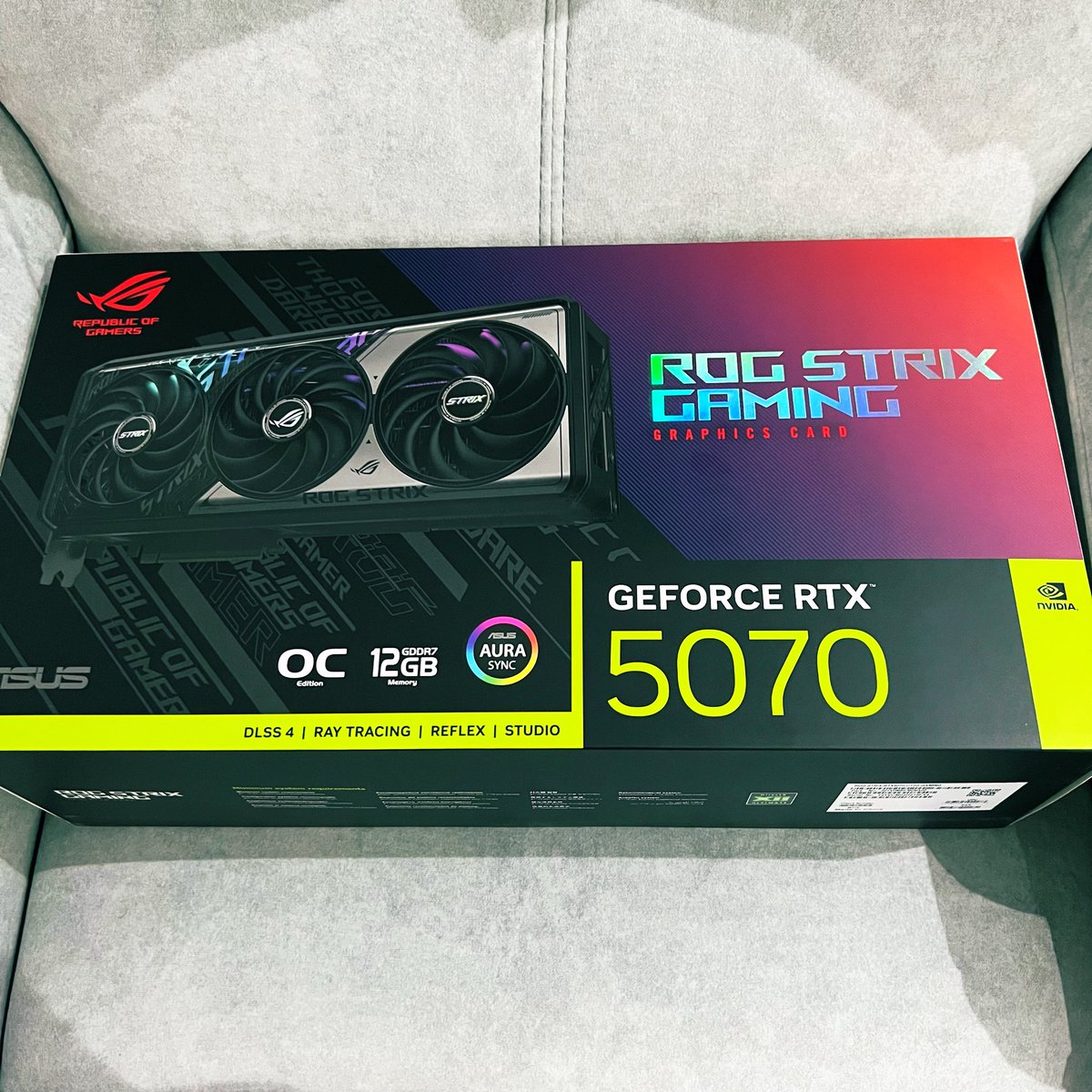 وصلني هالوحش بعد انتظار اسبوع ، أتمنى يكون يستاهل سعرة

لن أرضى بأقل من 50 مبروك