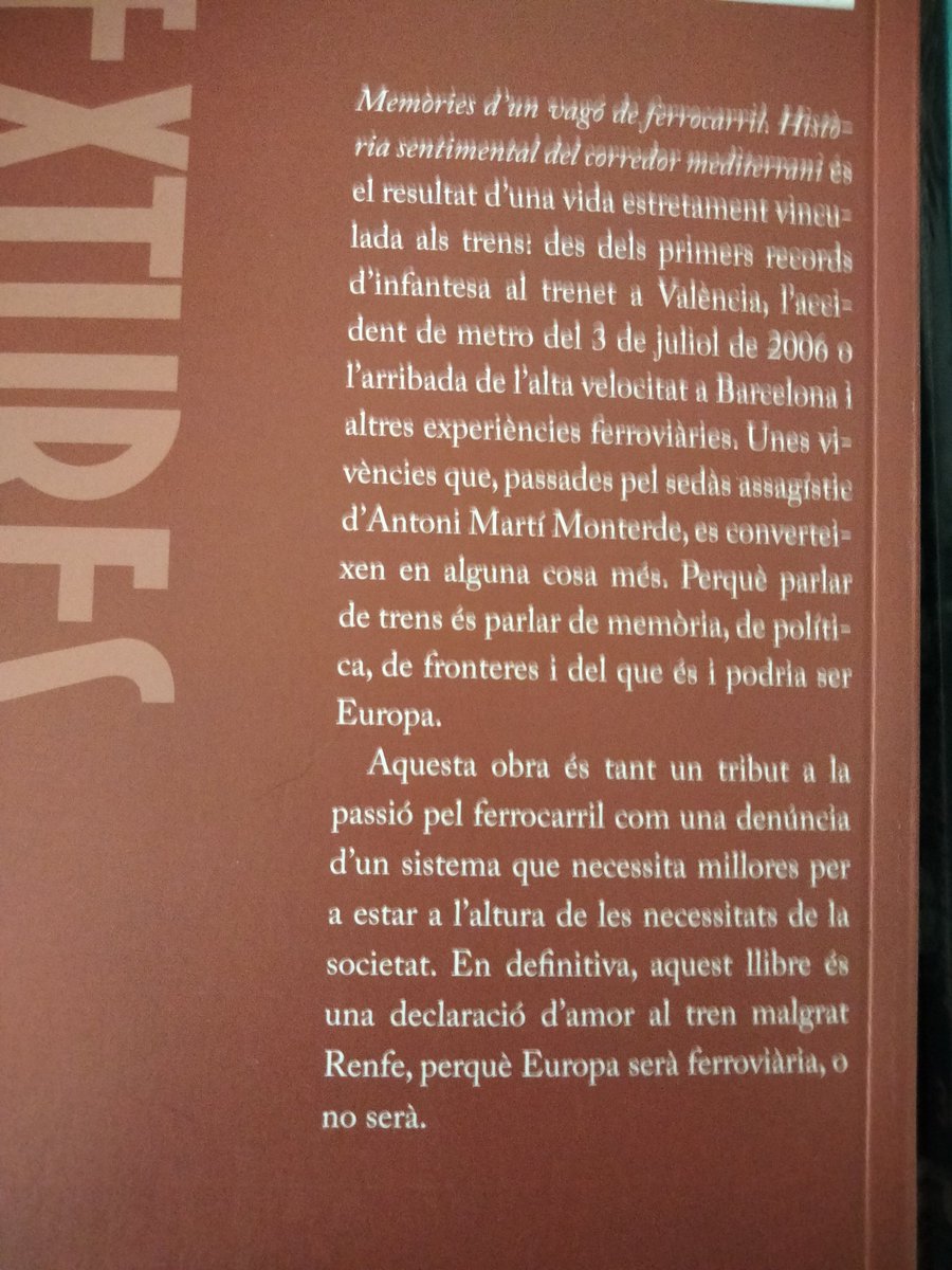Després dels problemes sobrevinguts ahir, dimecres vinent, per fi, agafarem el Trenet de la memòria...
youtu.be/_F7zAI58uDw?si…